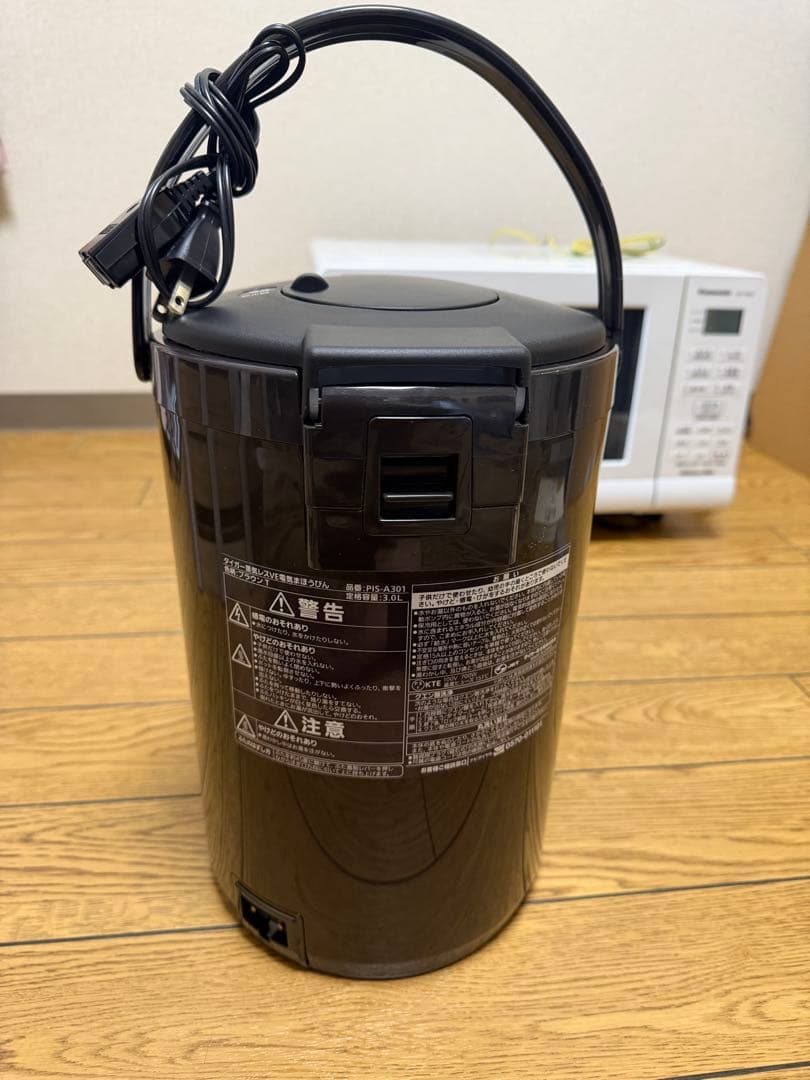 美品 2023年製 タイガー 電気ポット 蒸気レス VE とく子さん 3.0L