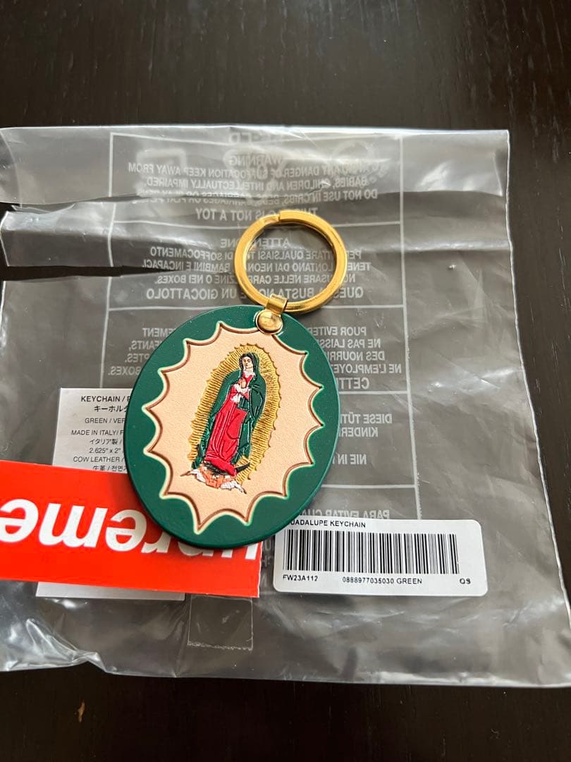 小物 Supreme Guadalupe Leather Keychain