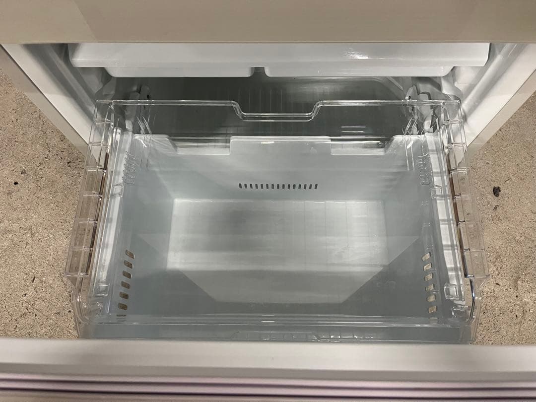 ☆5.TOSHIBA 356L 3ドア冷蔵庫 GR-U36SV 右開き