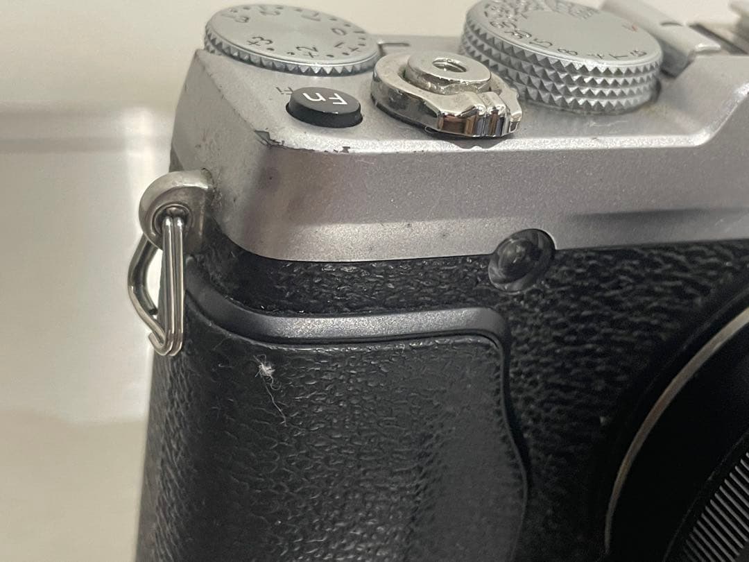 FujifilmX-E2シルバー 27パンケーキ&55-200ズーム 付属品多数