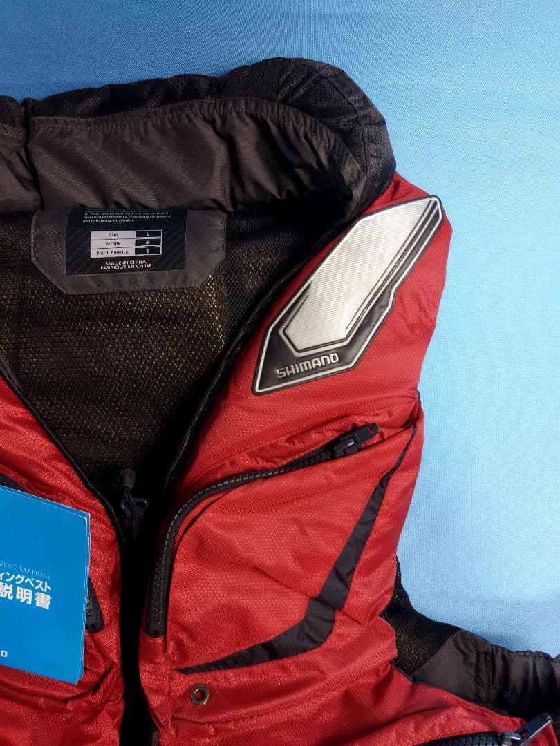 シマノ　SHIMANO NEXUS ライフジャケット レッド