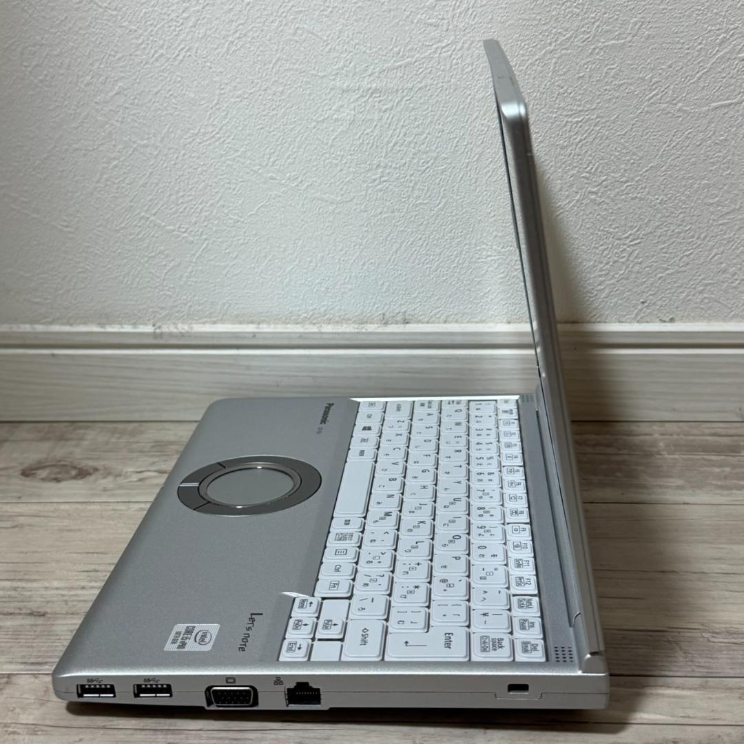 国産 SONY VAIO Core i5 10世代 メモリ8G SSD256GB