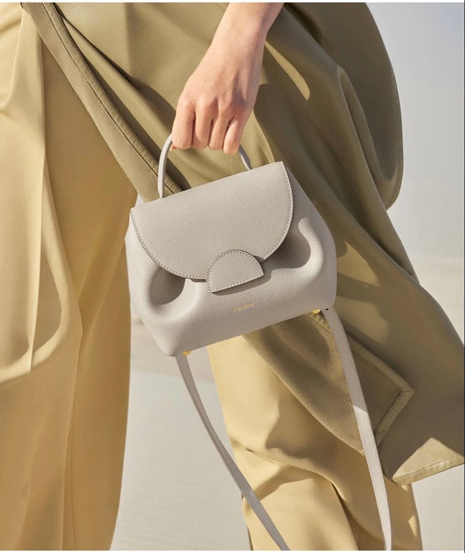 ポレーヌ　NUMÉRO UN NANO エディション チョーク テクスチャード