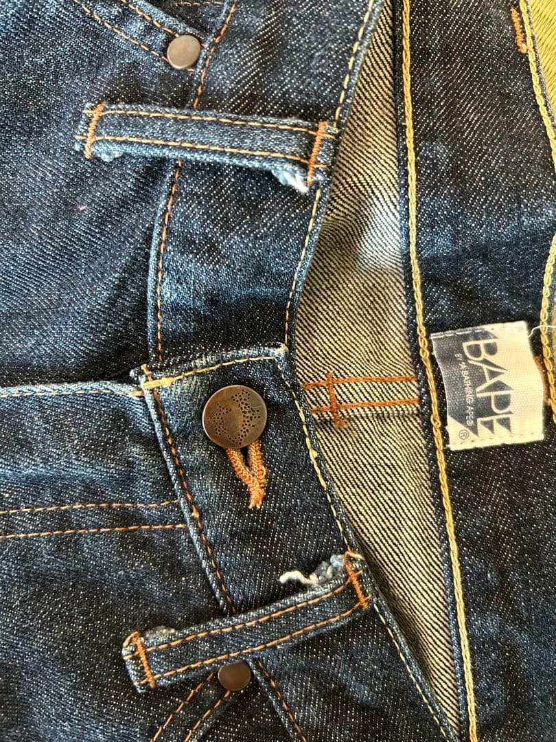 BAPE バックプリント ストレートデニム