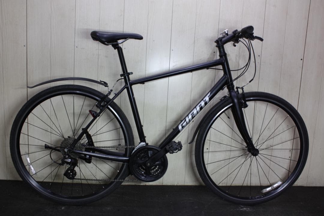 現行GIANT ESCAPE R 700C アルミ 24速 500mm 黒クロス