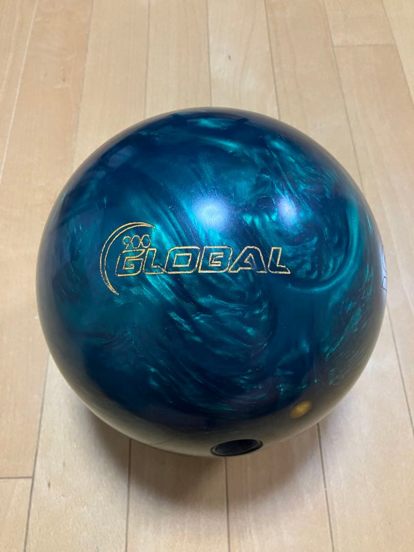 【900グローバル】ウルヴァリンダークモス　ボウリングボール１５ポンド