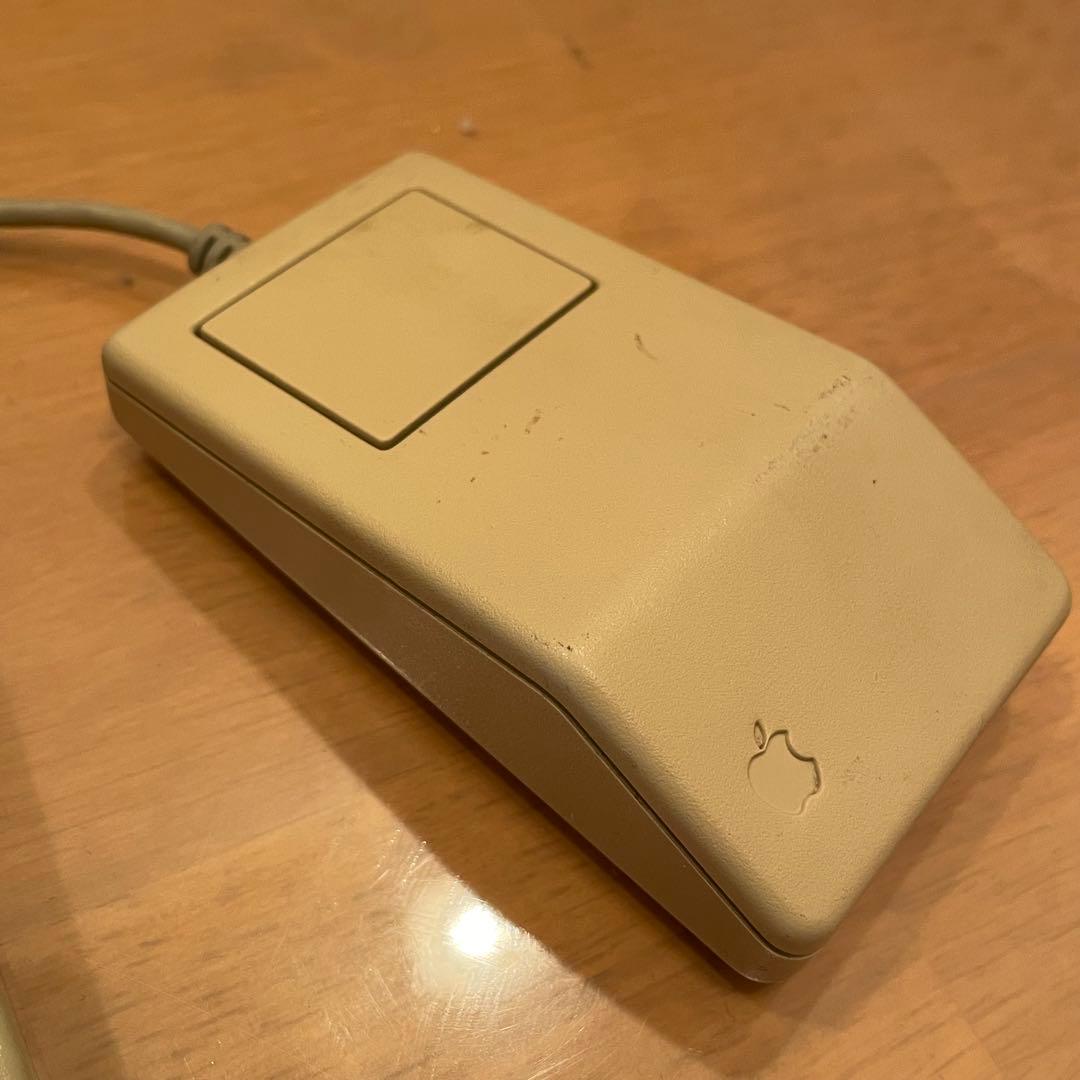 Macintosh Color Classic +拡張キーボード/角形マウス