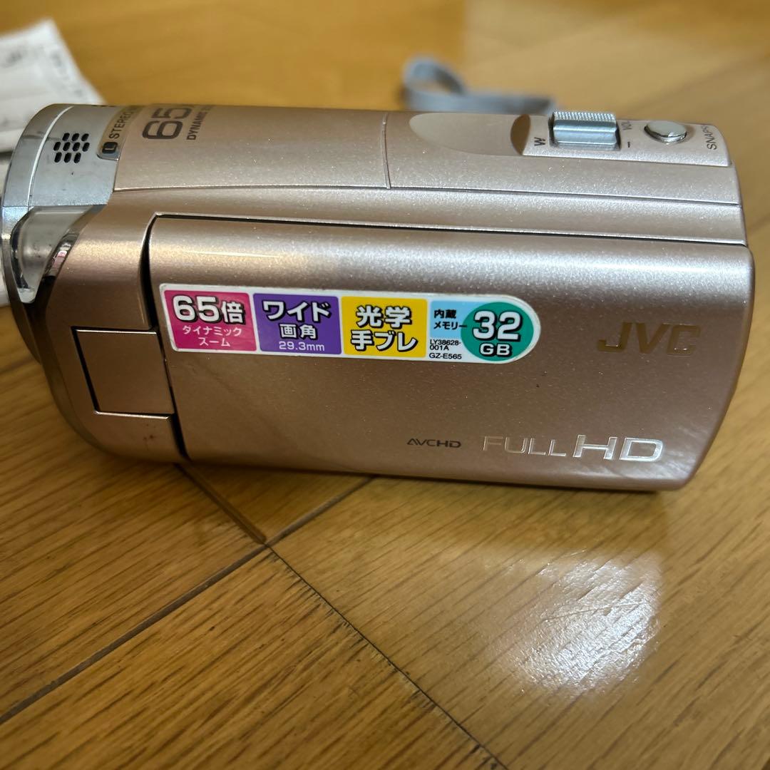 JVCビデオカメラ　エブリオGZ-E565