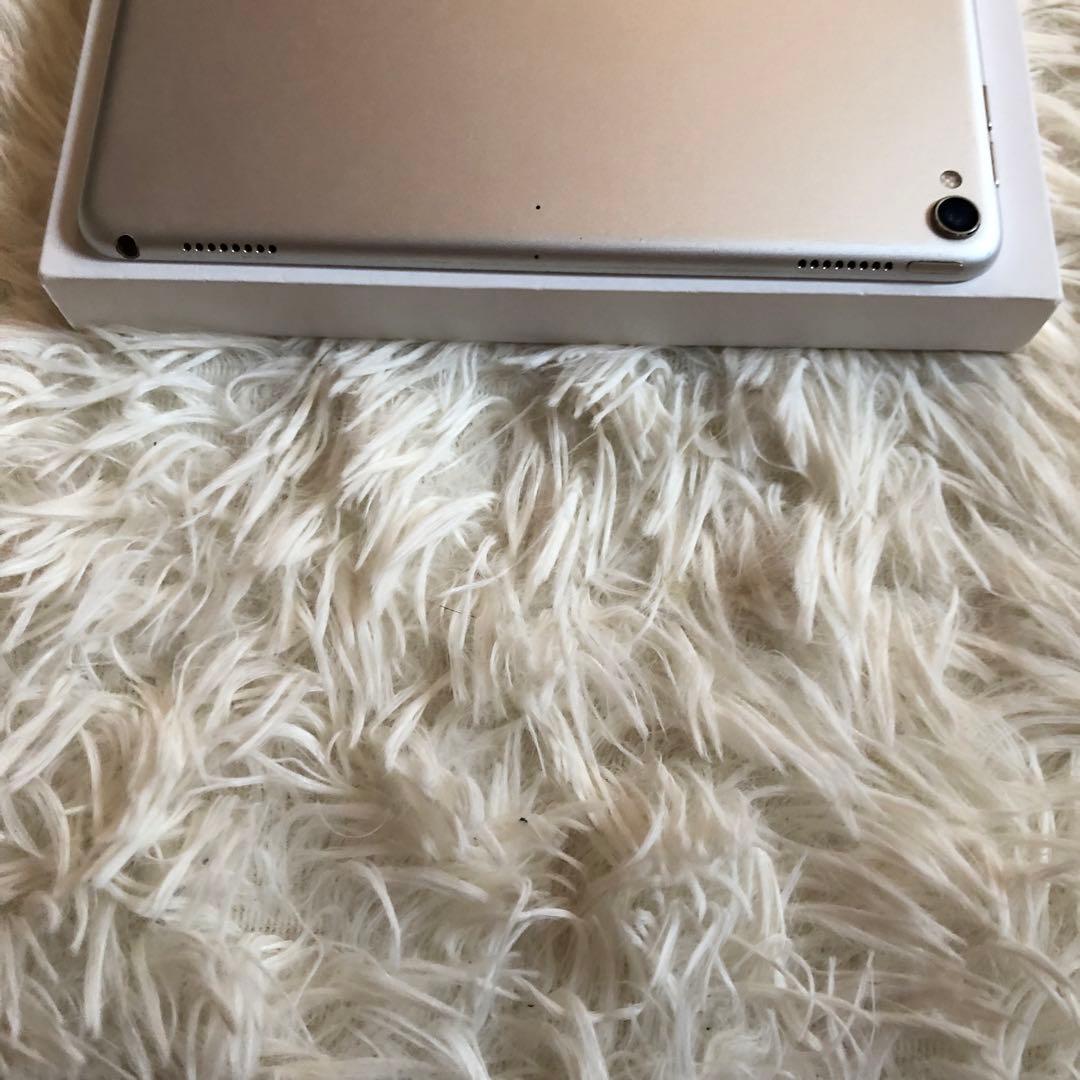 【完動品】iPad Pro 10.5 256GB 【すぐ発送】