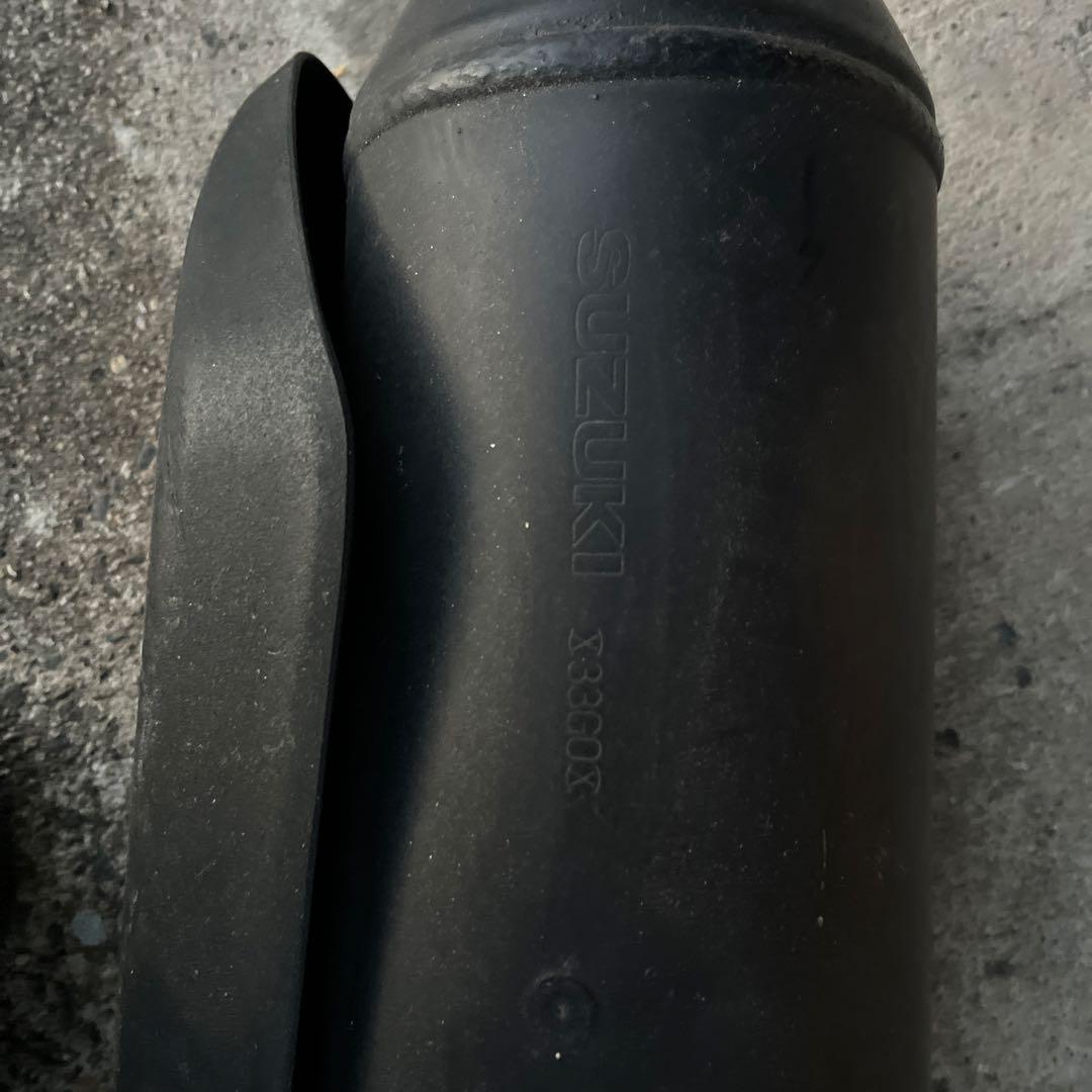 SUZUKI アドレスv125g 純正マフラー　2 になります。ブラックマフラー