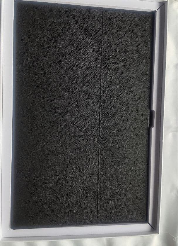 未使用モバイルモニターディスプレイ15.6インチ