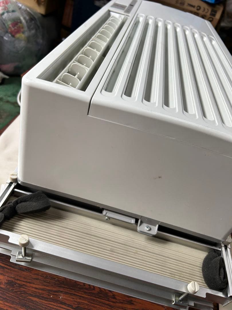 【京都市引き取り限定】2021年製　ハイアール　窓用エアコン　JA-16V