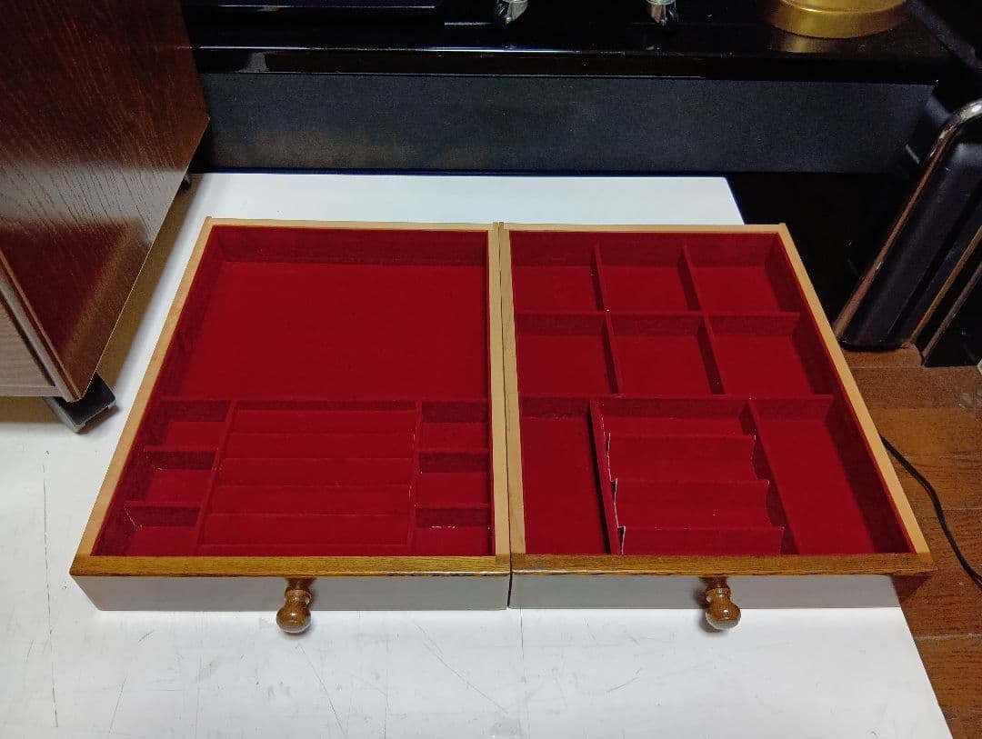 バード　様売約済　パリの雑貨屋　サイドチェスト　ジュエリー　ボード