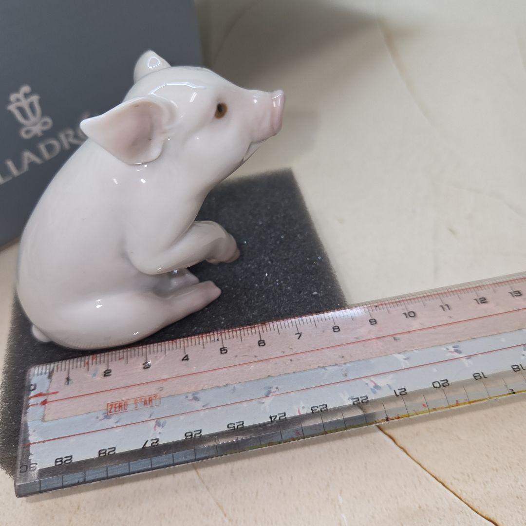 LIADRO 豚の置物 陶磁器製 ホワイト