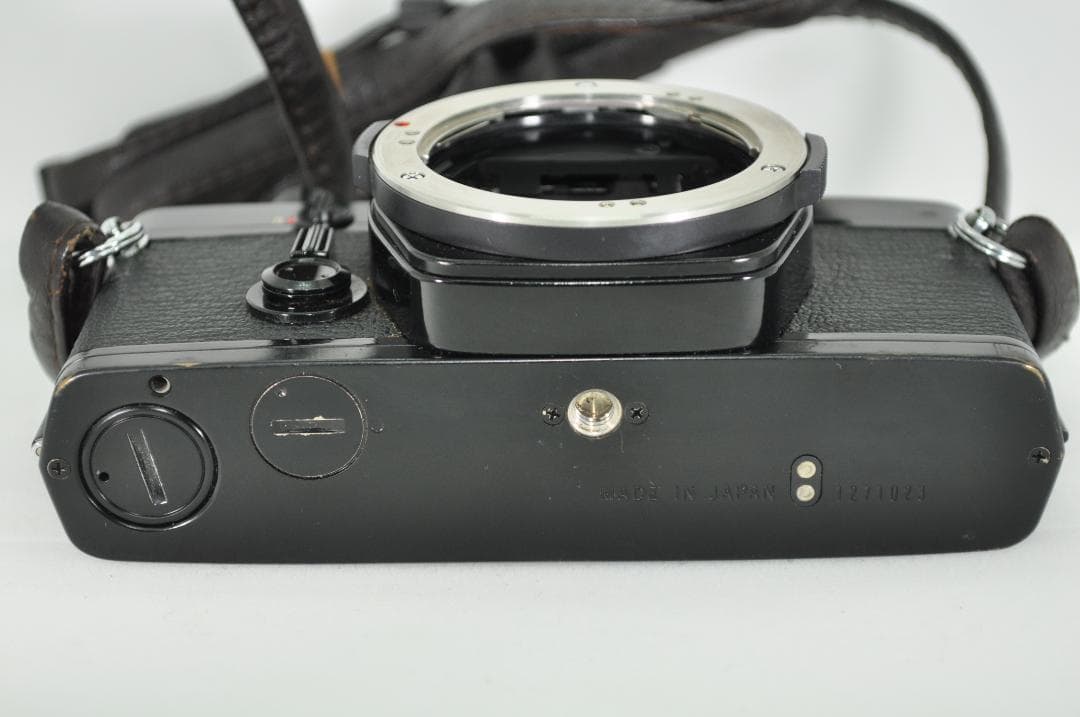 美品 露出計動作品♪ オリンパス OLYMPUS OM-１フィルムカメラ