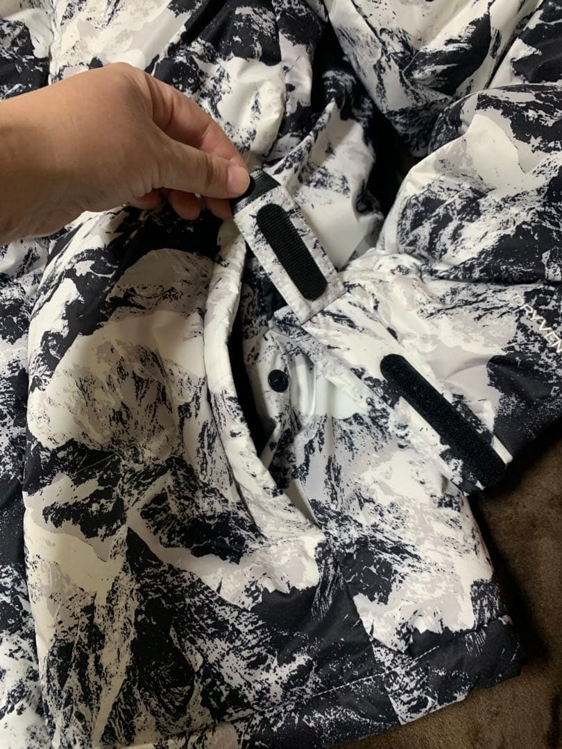 韓国限定　ノベルティチャレンジエアーダウンジャケット