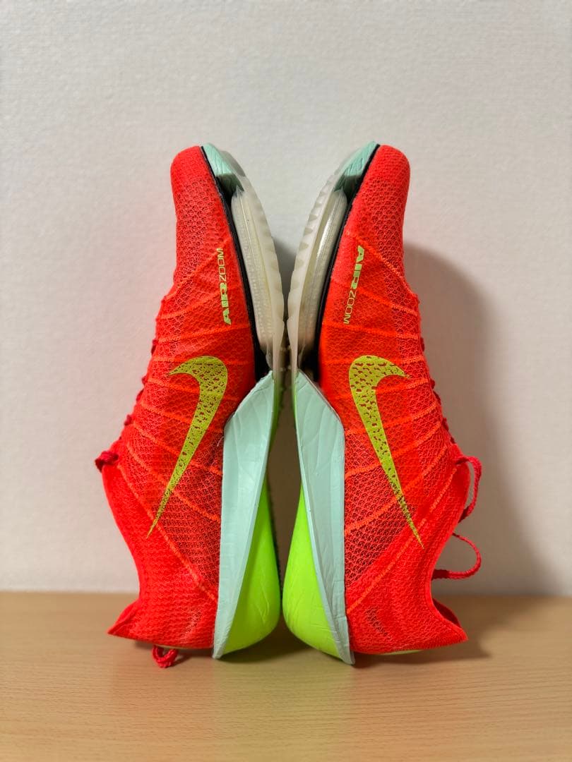 NIKEエアズームビクトリー2 ピン、シューズ袋付き