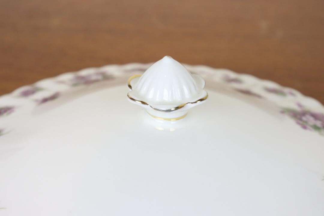 お値下げ　ロイヤルアルバート　スウィートバイオレット　チュリーン　蓋付ボウル