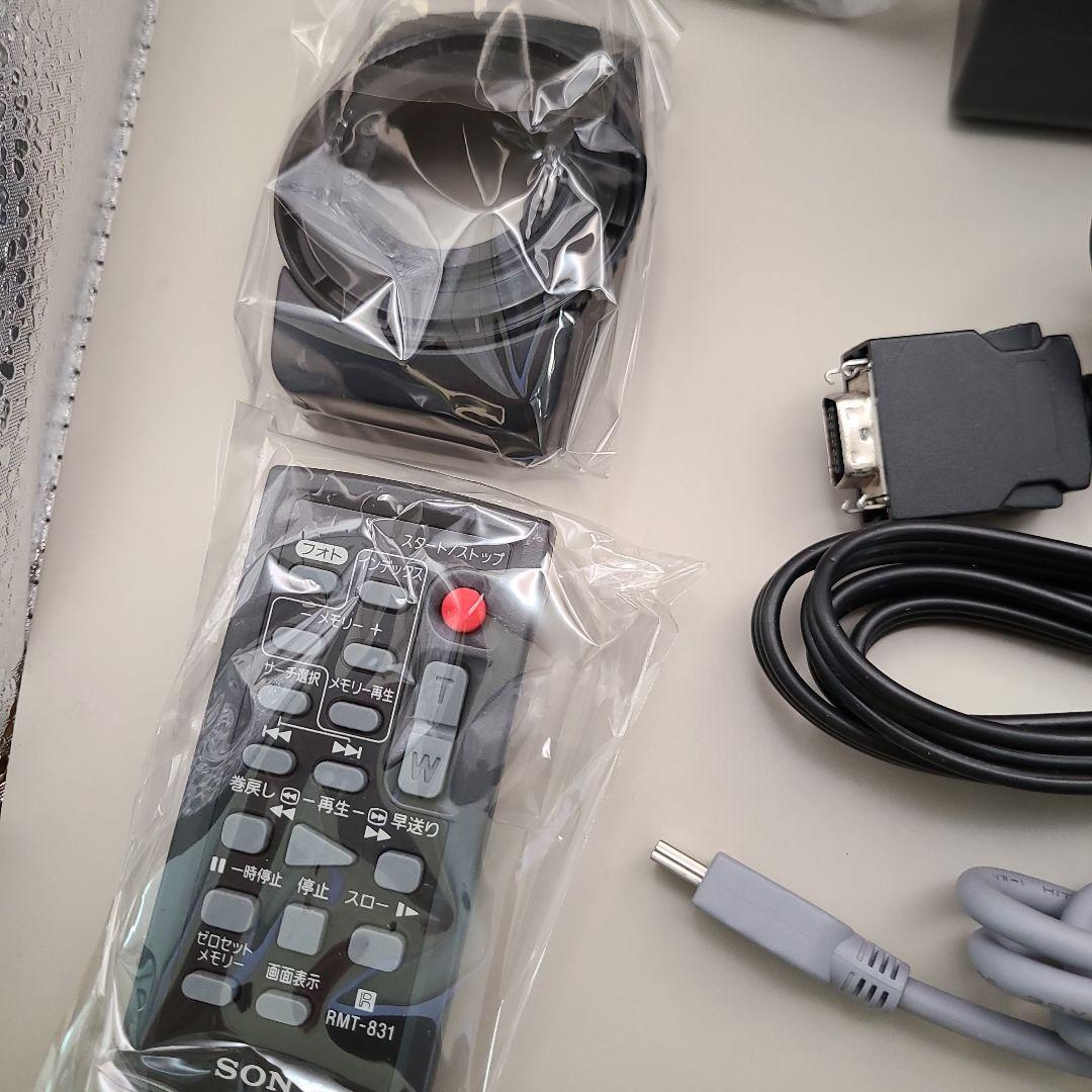 極美品 SONY HDR-HC1 シルバー　動作確認済み　箱付き