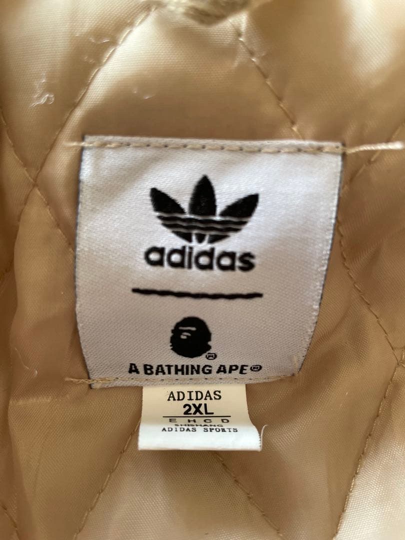 adidas APE迷彩柄 フード付きジャケット