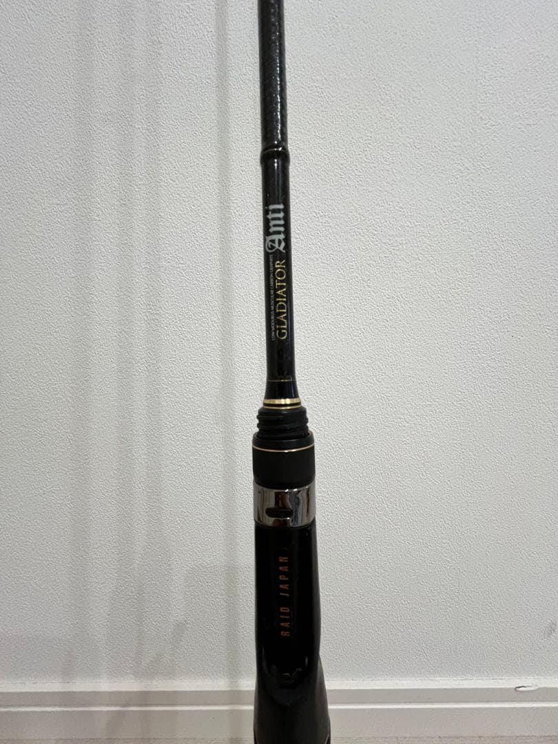 レイドジャパン　グラディエーターアンチ　トリッカー