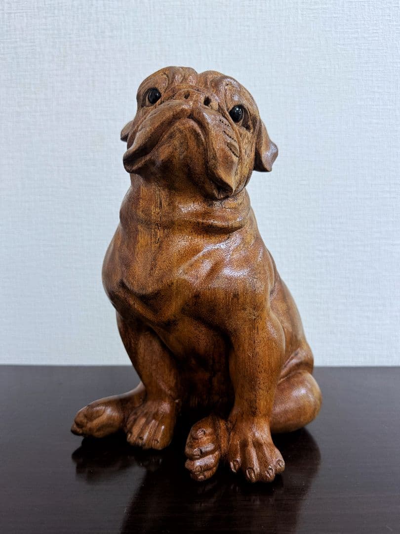 スワールウッド　天然無垢材　パグ　木彫り　手彫り　犬の置物　ハンドメイド　木製