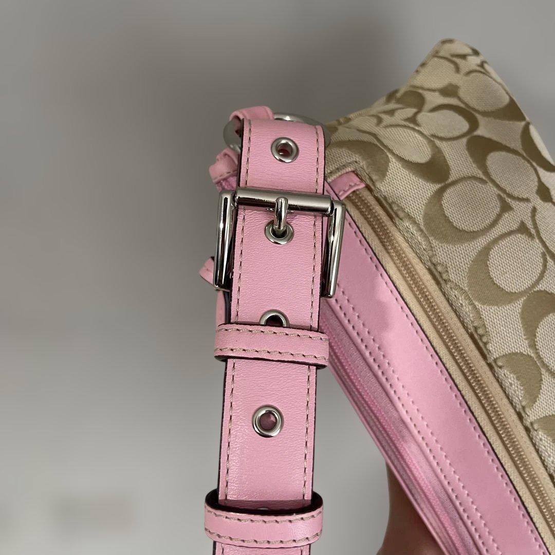 美品✨coach シグネチャー　ワンショルダー　ピンク　2ポケット