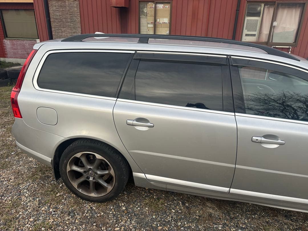 フ*ノ様 2010年式　ボルボ　V70 2.5LT