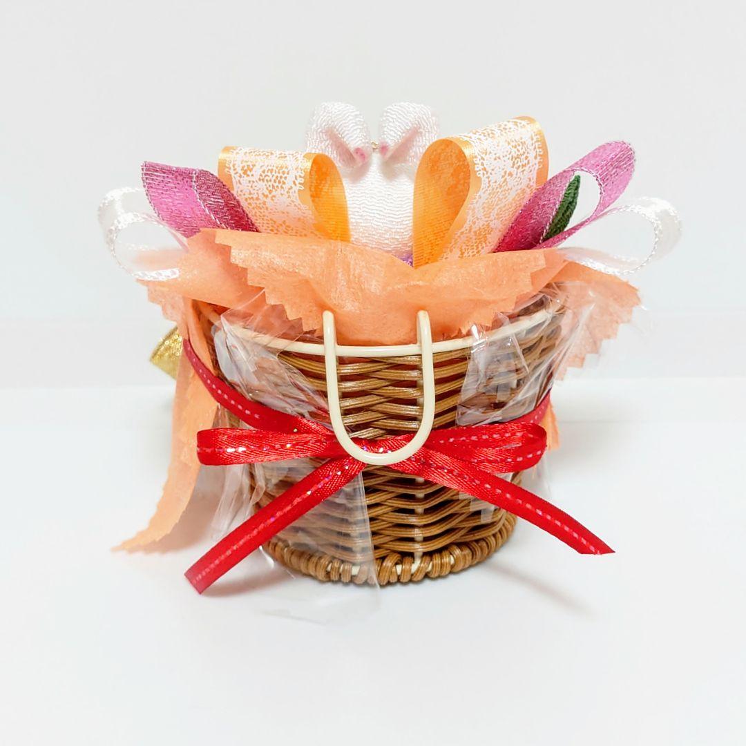 【母の日に贈る】うさぎ・ カーネーション プレゼント/ギフト【ハンドメイド】