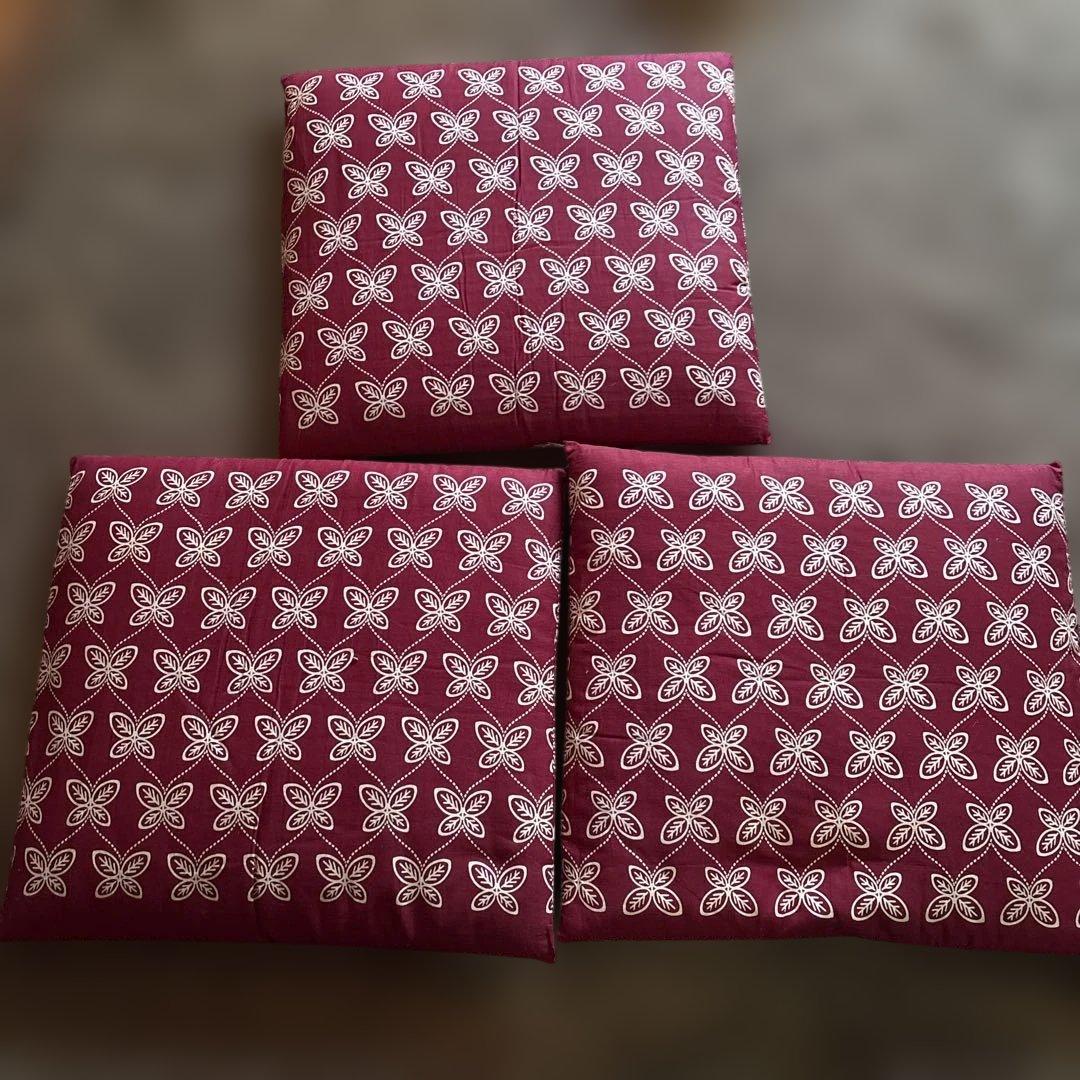 バルドゥンジ色の花柄座布団 3個セット