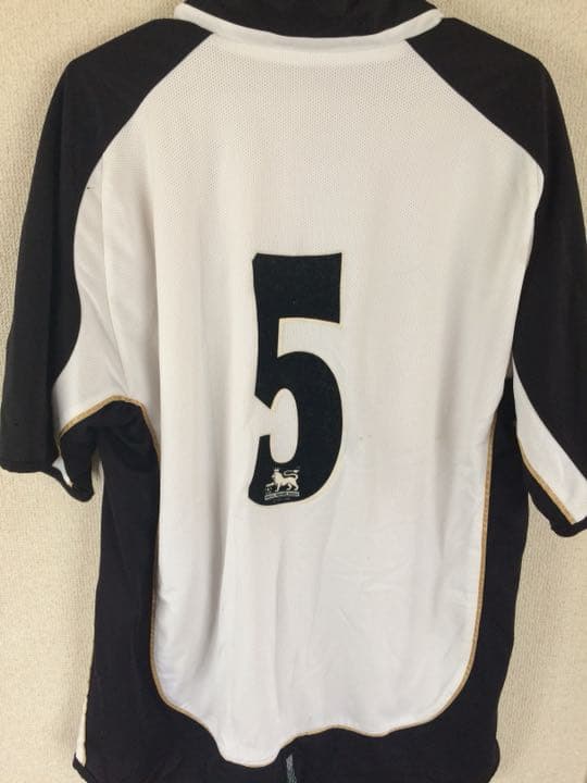 マンチェスター・ユナイテッド 100年記念ユニフォーム