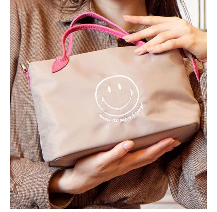 サロンドアルフォード　 スマイルバッグインバッグ ロングショルダーストラップ付き