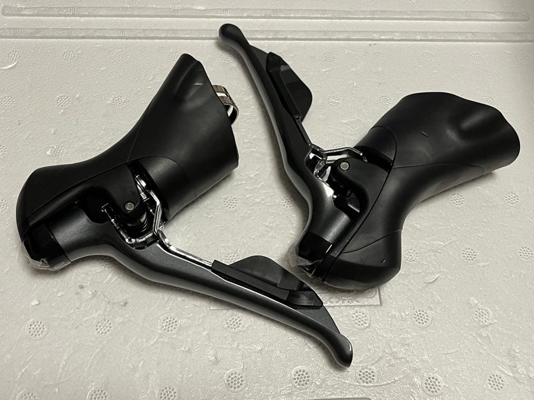 [未使用] シマノ Claris 2x8s STI レバー ST-R2000