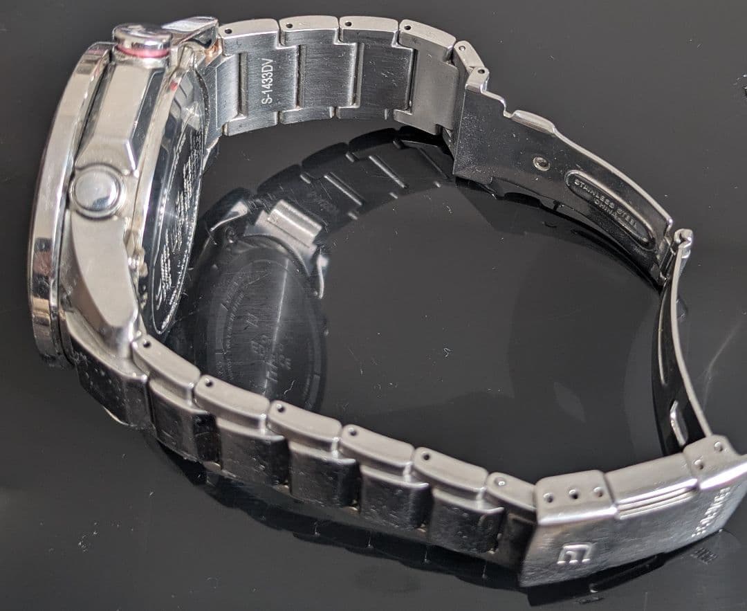 Casio Edifice Bluetooth 腕時計 EQB-501