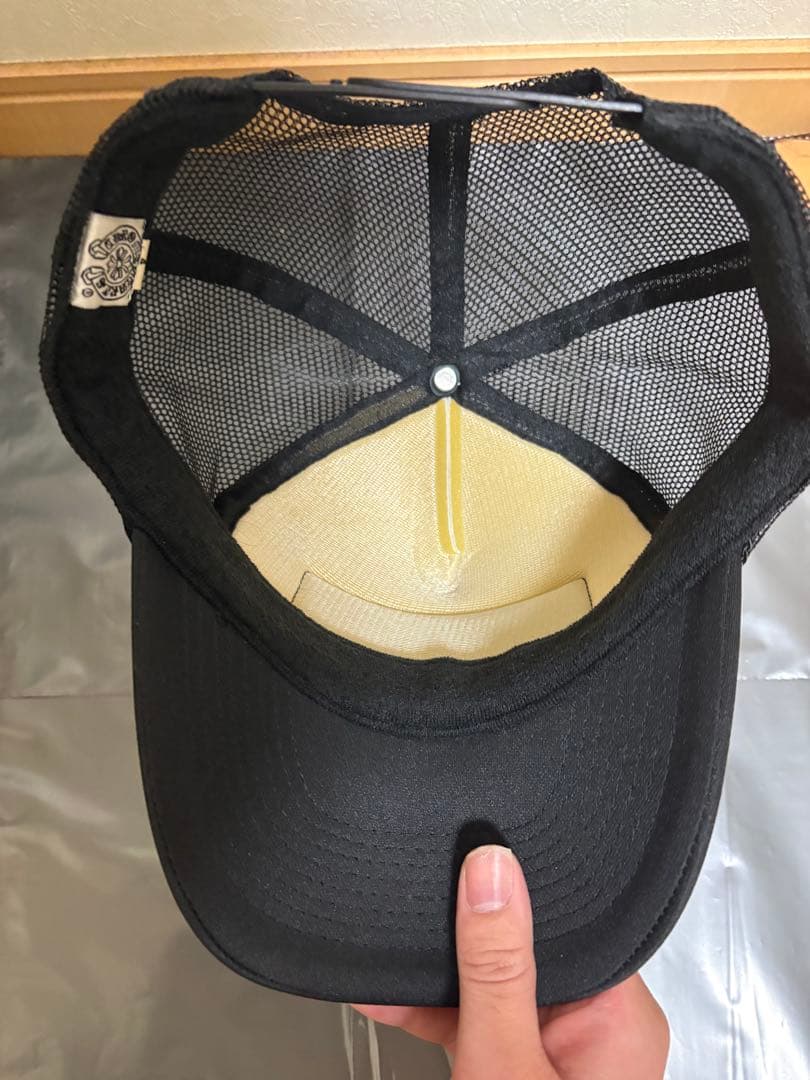 chrome hearts トラッカーキャップ