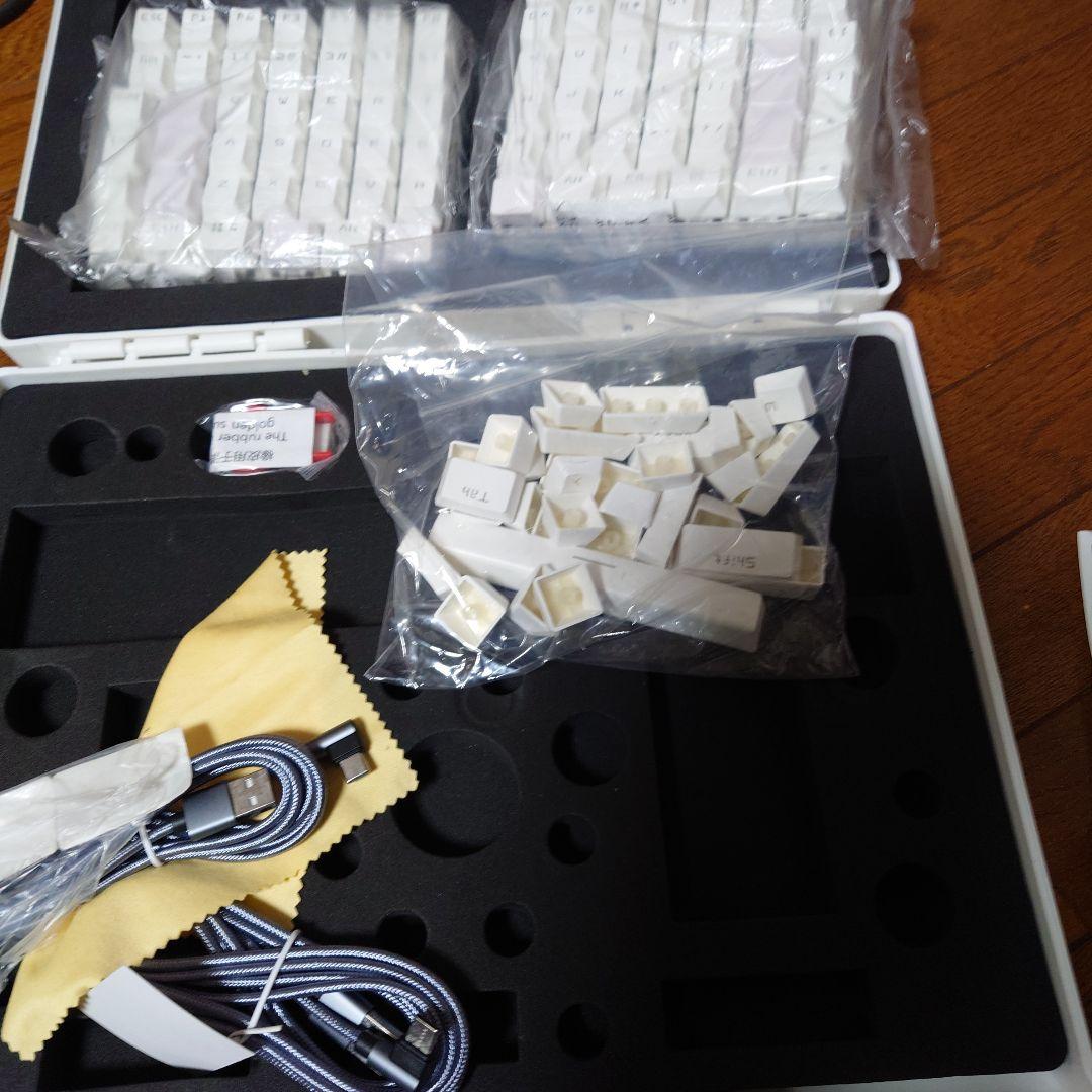 DUMANGキーボード　再配置可能なマグネット付きメカニカルキーボード