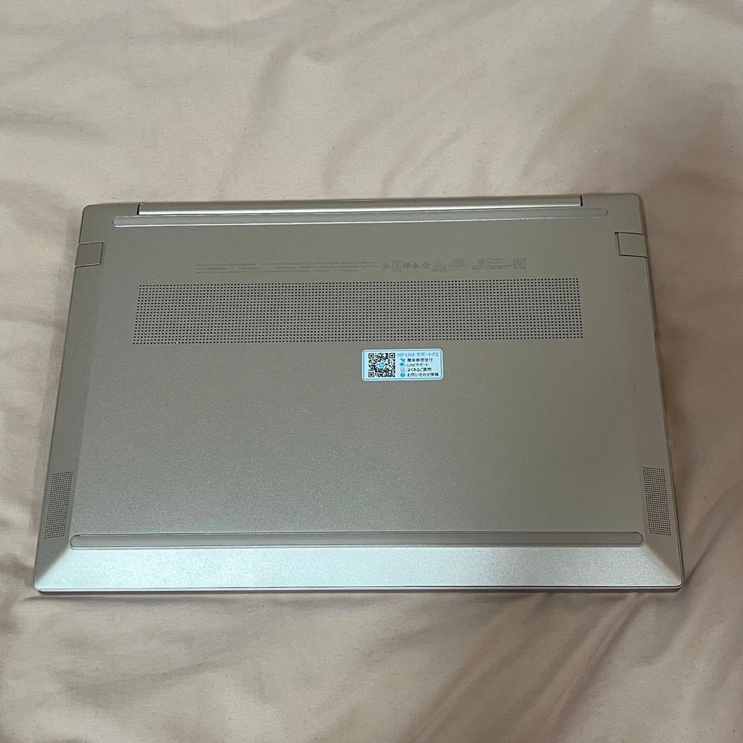 ノートパソコン　HP Pavilion Aero 13-beマウス付き