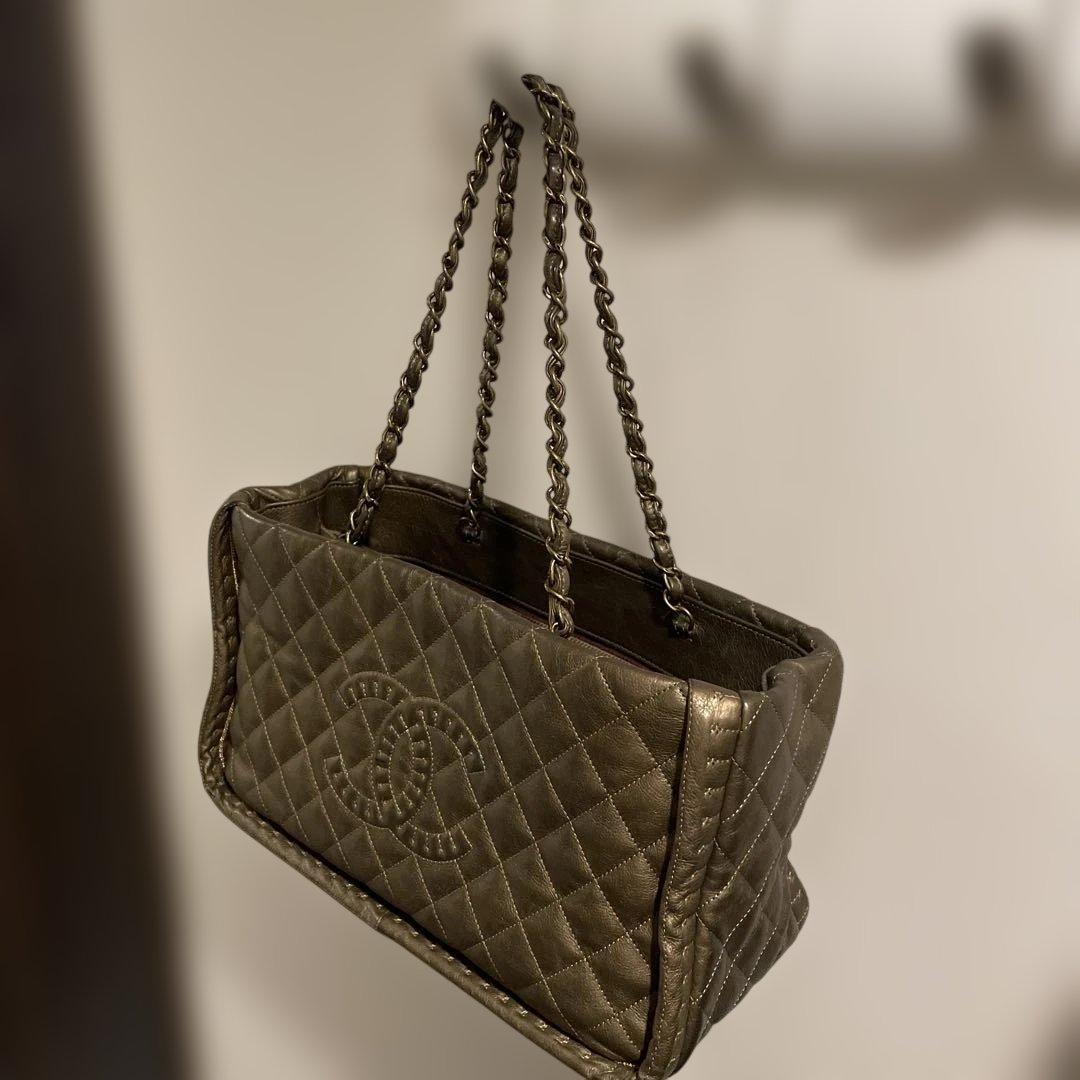 貴行 様CHANELシャネル マトラッセ チェーントートチェーンバッグ ブロンズ