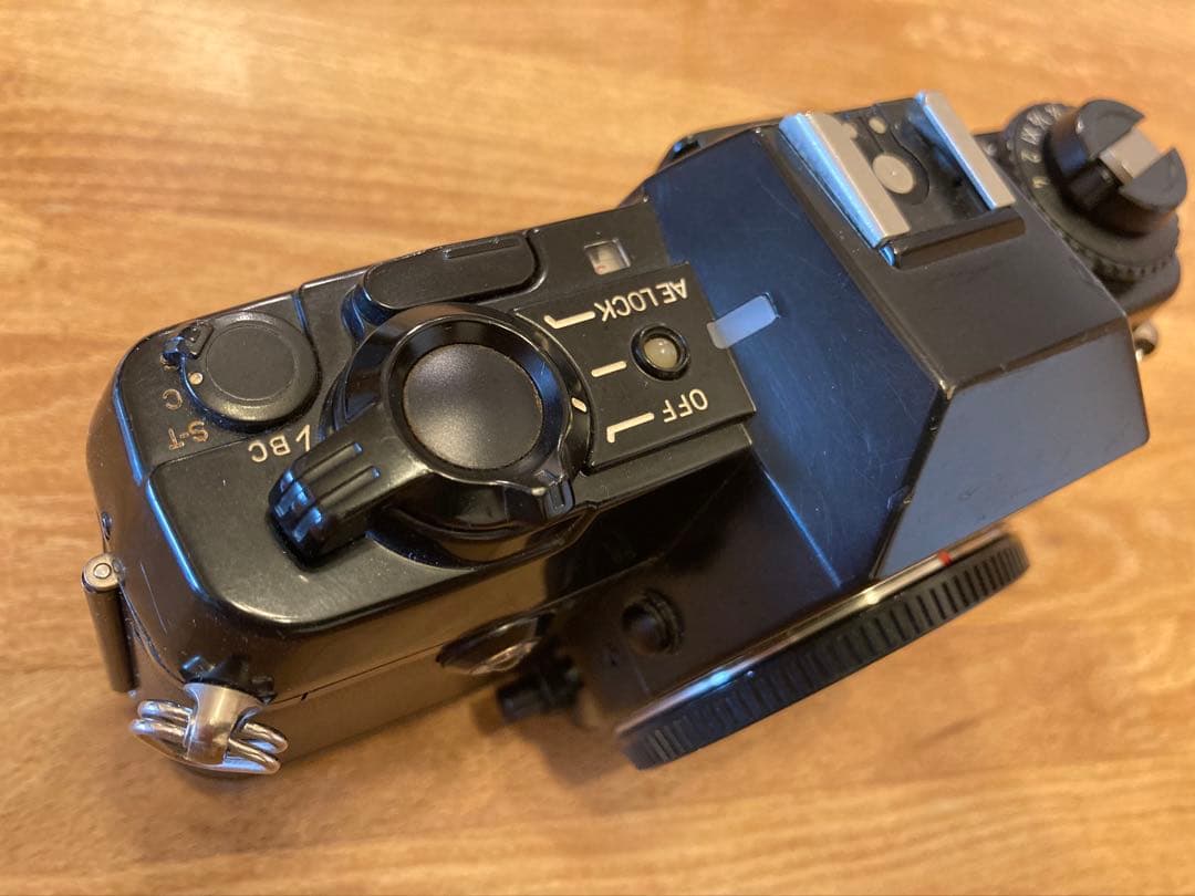 コンタックス CONTAX 137 MD QUARTZ 黒 ブラック ボディ
