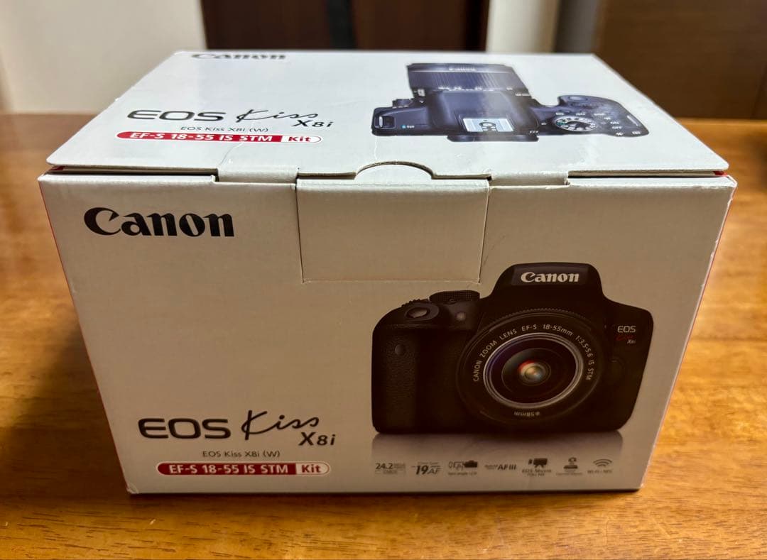 Canon EOS Kiss X8i デジタル一眼レフ リリースシャッター付き！
