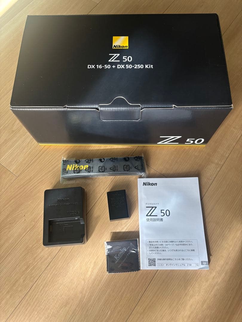Nikon Z 50 ダブルズームキット レンズフィルター付　ミラーレスカメラ