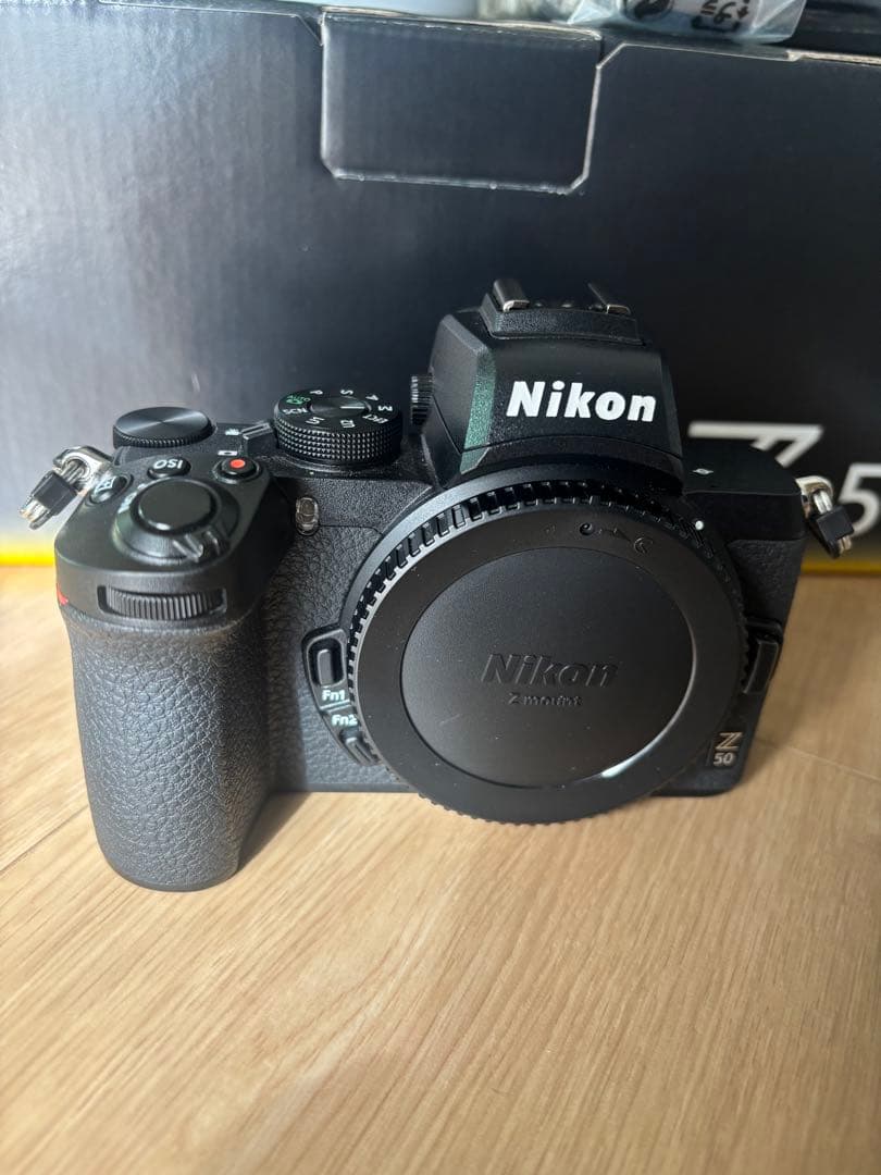 Nikon Z 50 ダブルズームキット レンズフィルター付　ミラーレスカメラ
