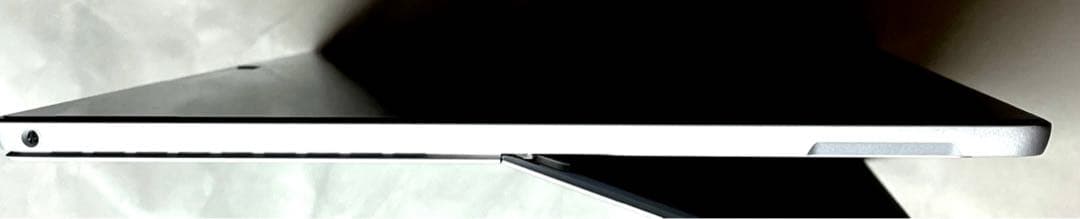 バッテリー持続抜群! サーフェス プロ 7+，タイプカバー付(黒)、SSD2T