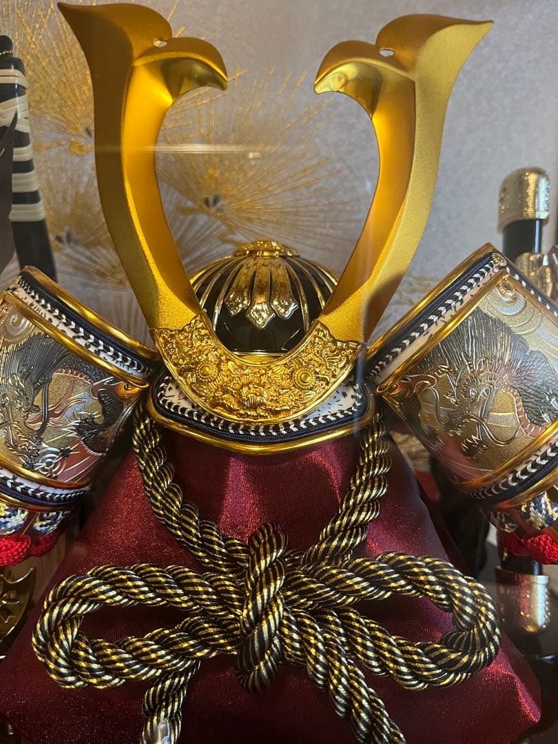 【新品未使用】兜アクリルケース入り　五月人形