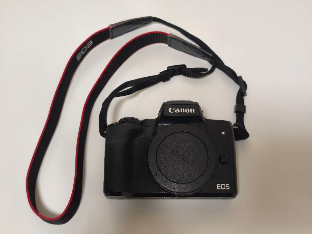 即撮影可！Canon ミラーレス EOS KISS M 、レンズ、その他セット