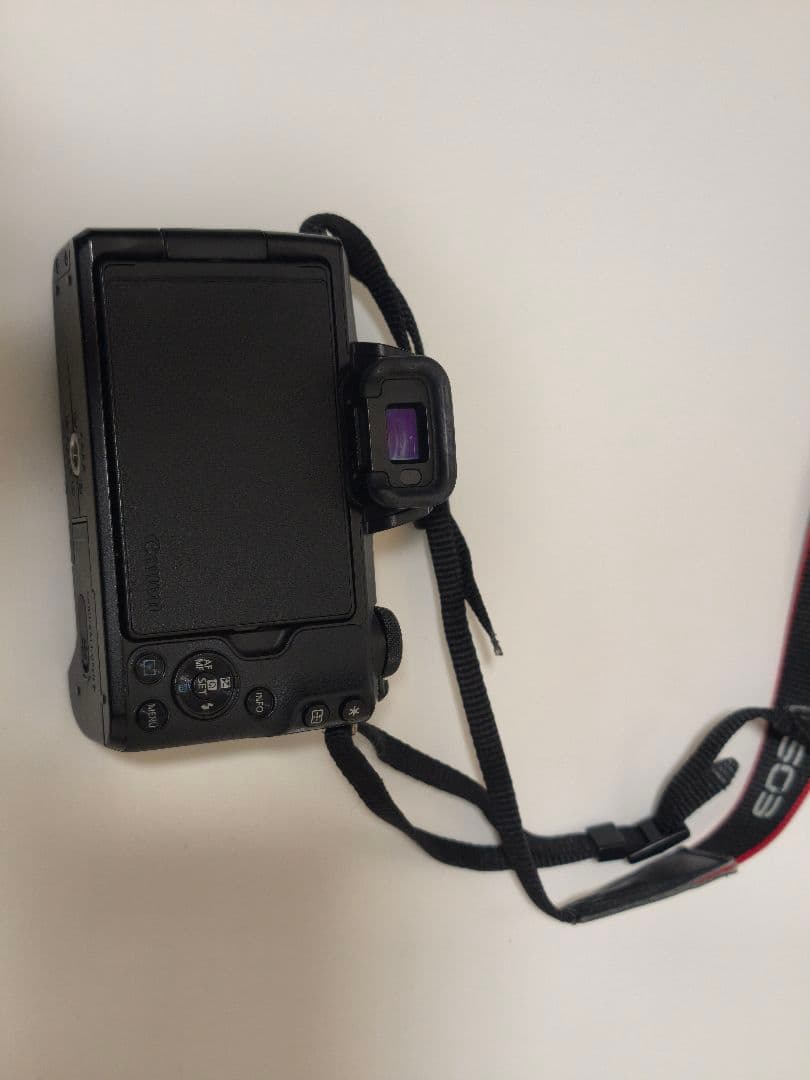 即撮影可！Canon ミラーレス EOS KISS M 、レンズ、その他セット