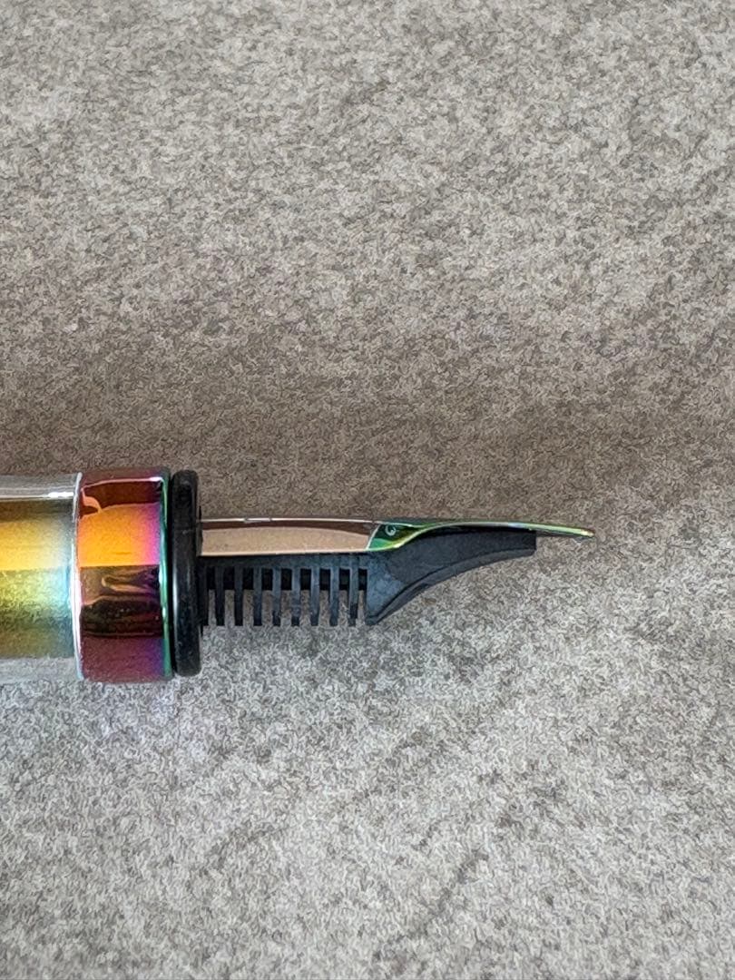 TWSBI 万年筆 ダイヤモンド 580 アイリス F字 細字 ツイスビー 美品