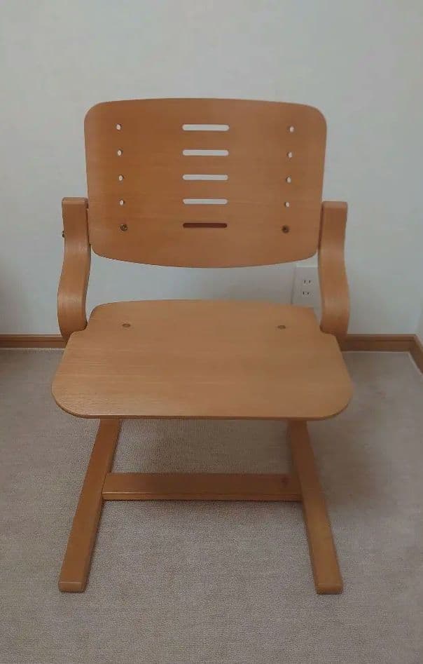 formioフォルミオ　学習机用椅子　美品