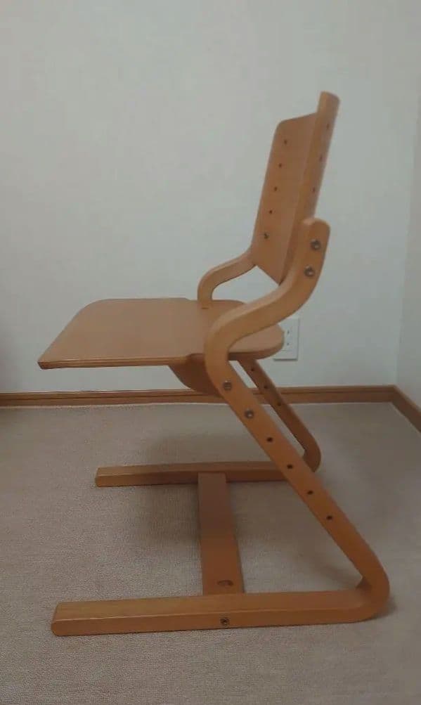 formioフォルミオ　学習机用椅子　美品