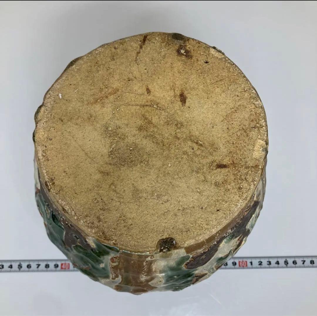 時代物　宋三彩壺　高さ22cm。 y060